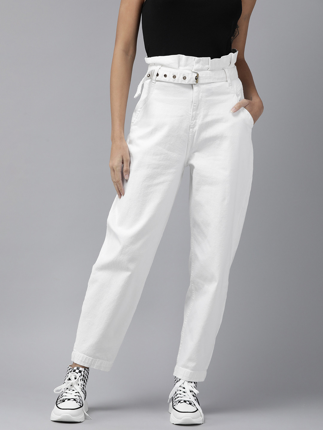 The Roadster Life Co. Women Stretchable Slouchy Fit Jeans Comes With A Belt
