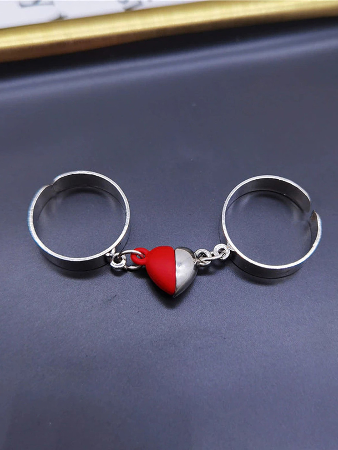 Fashion Frill Silver-Plated Magnetic Red Heart Design Adjustable Finger Ring