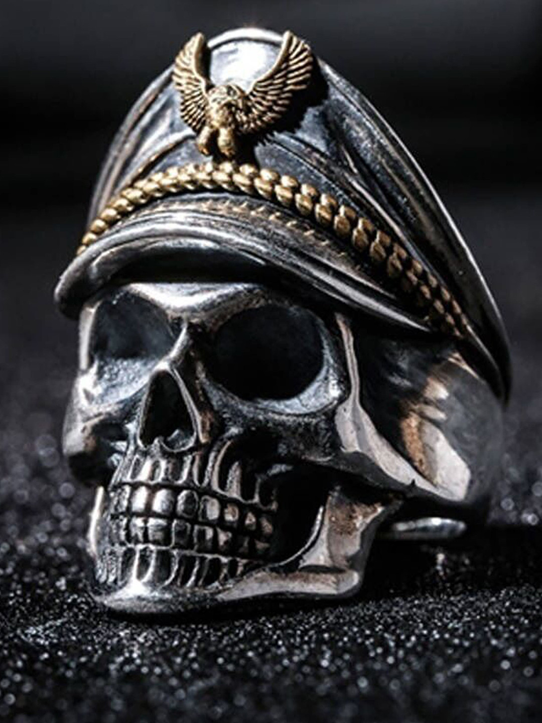 Fashion Frill Silver-Plated Eagle Hat Skull Design Finger Ring