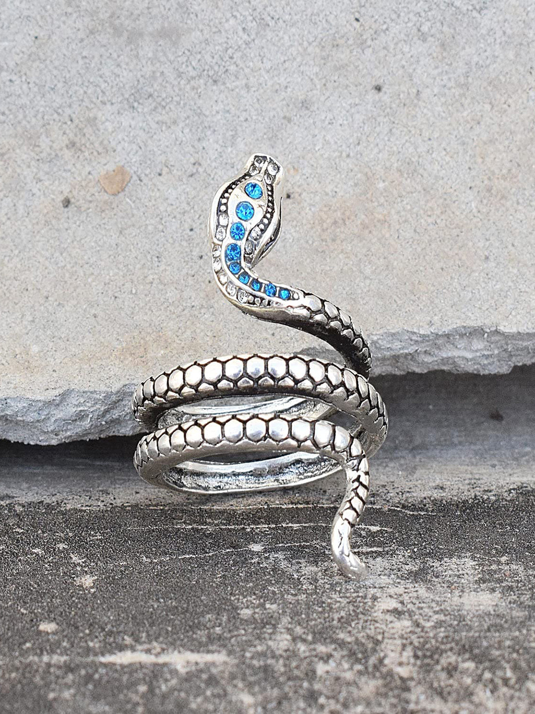 Fashion Frill Men's Stainless Steel Silver-Plated Eagle Hat Skull Finger Ring