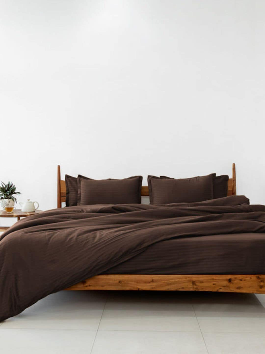 Sleeping Owls- because your sleep matters Coffee Brown Solid Cotton Bedding Set