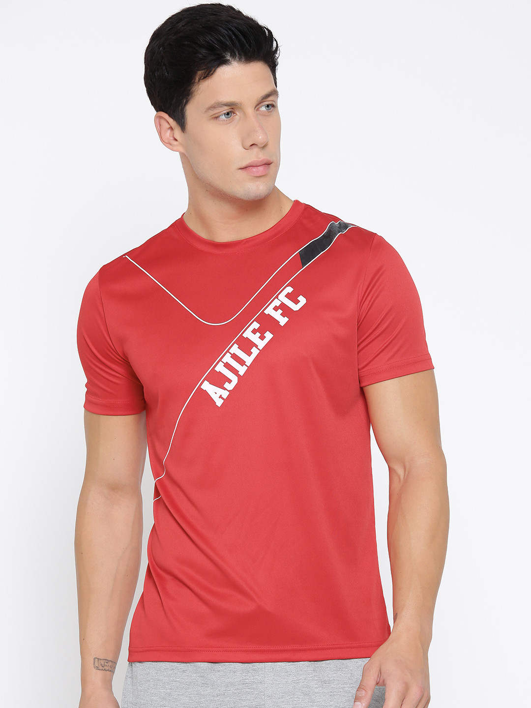 Pantaloons Men Red Printed Round Neck 