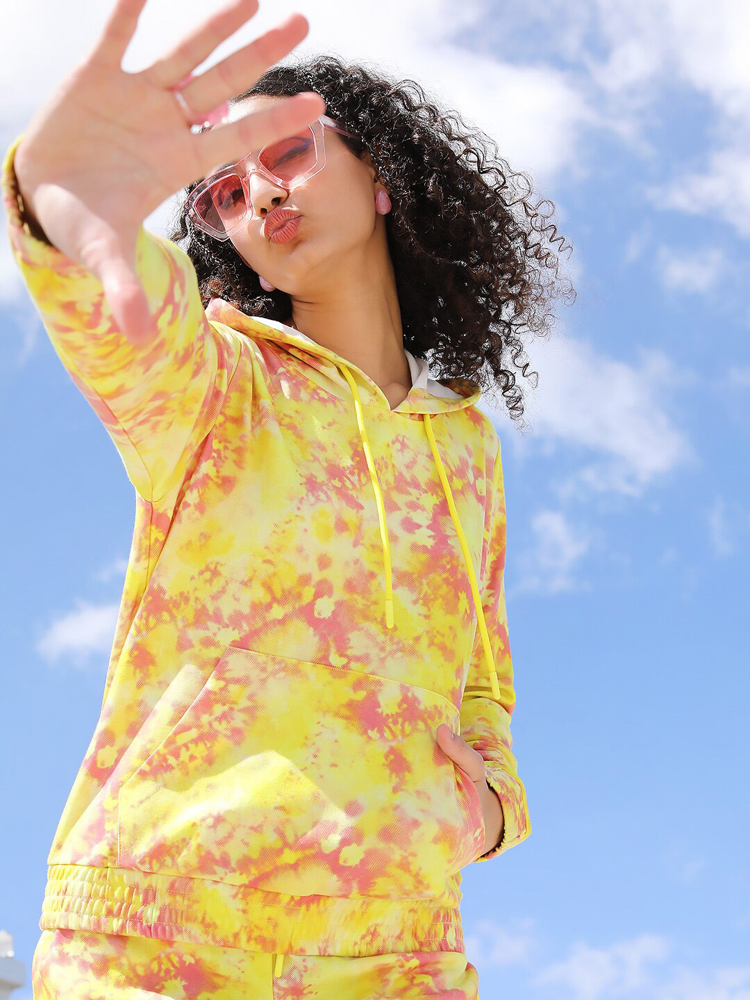 Tokyo Talkies Womens Yellow Tie & Dye Printed Hooded Sweatshirt