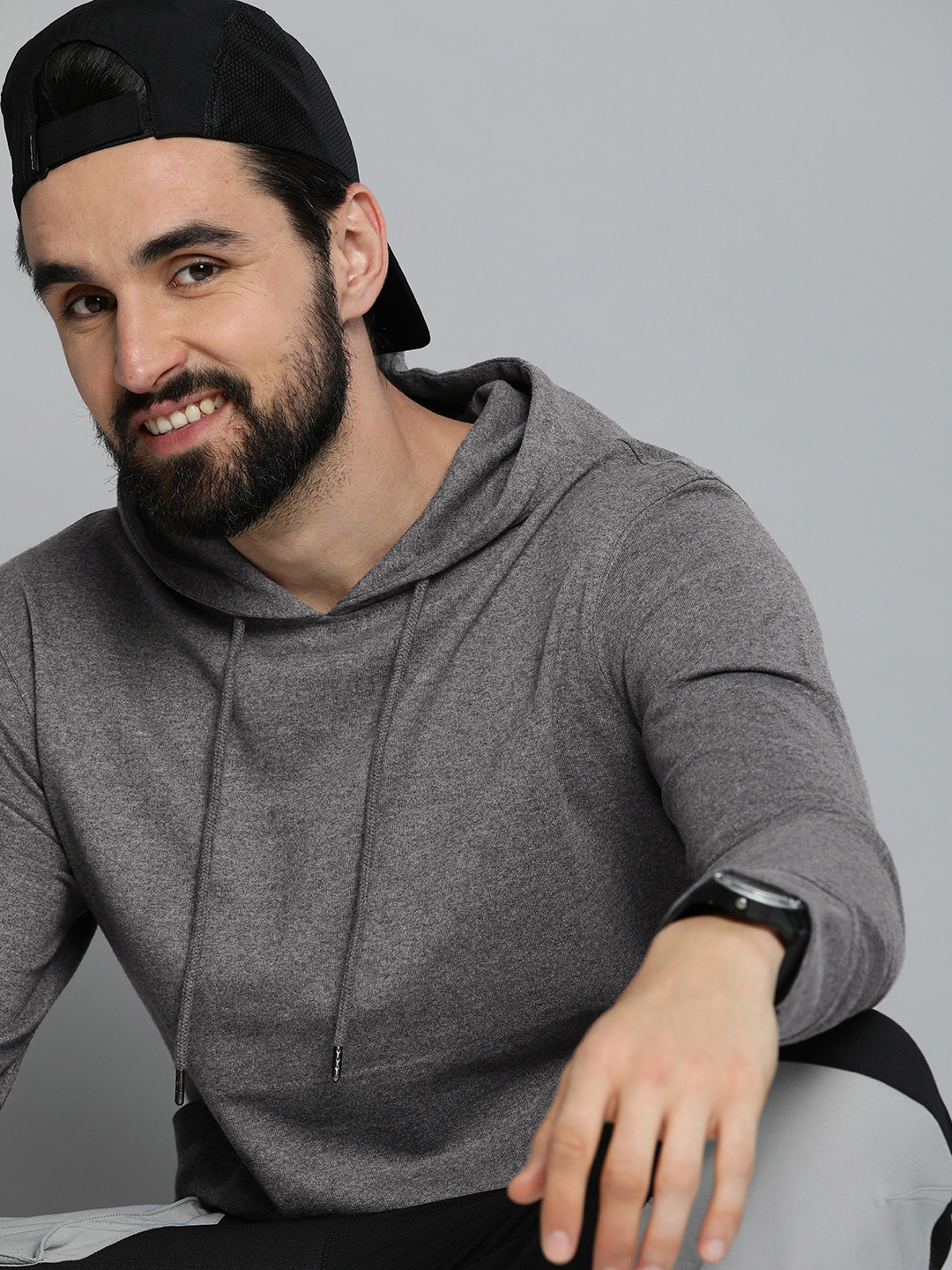 HERE&NOW Men Charcoal Solid Knitted Hooded Sweatshirt