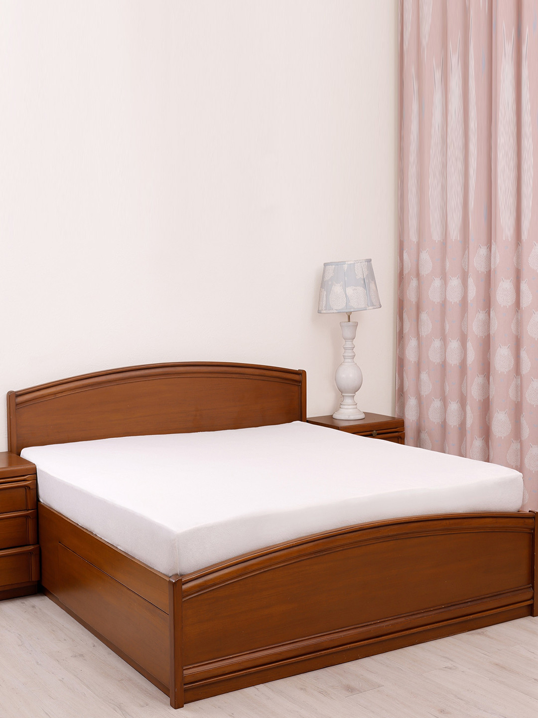 TIDY SLEEP White Solid Mattress Protector