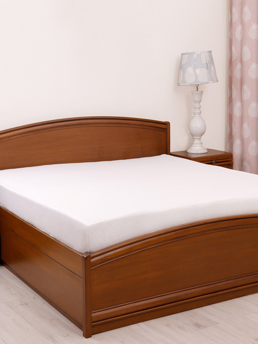 TIDY SLEEP White Solid Waterproof Mattress Protector