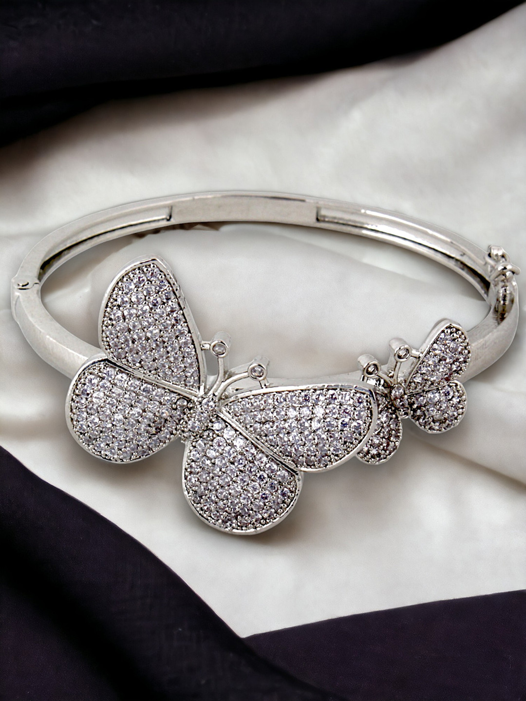 LUCKY JEWELLERY Silver Plated Brass American Diamond Kada Bracelet