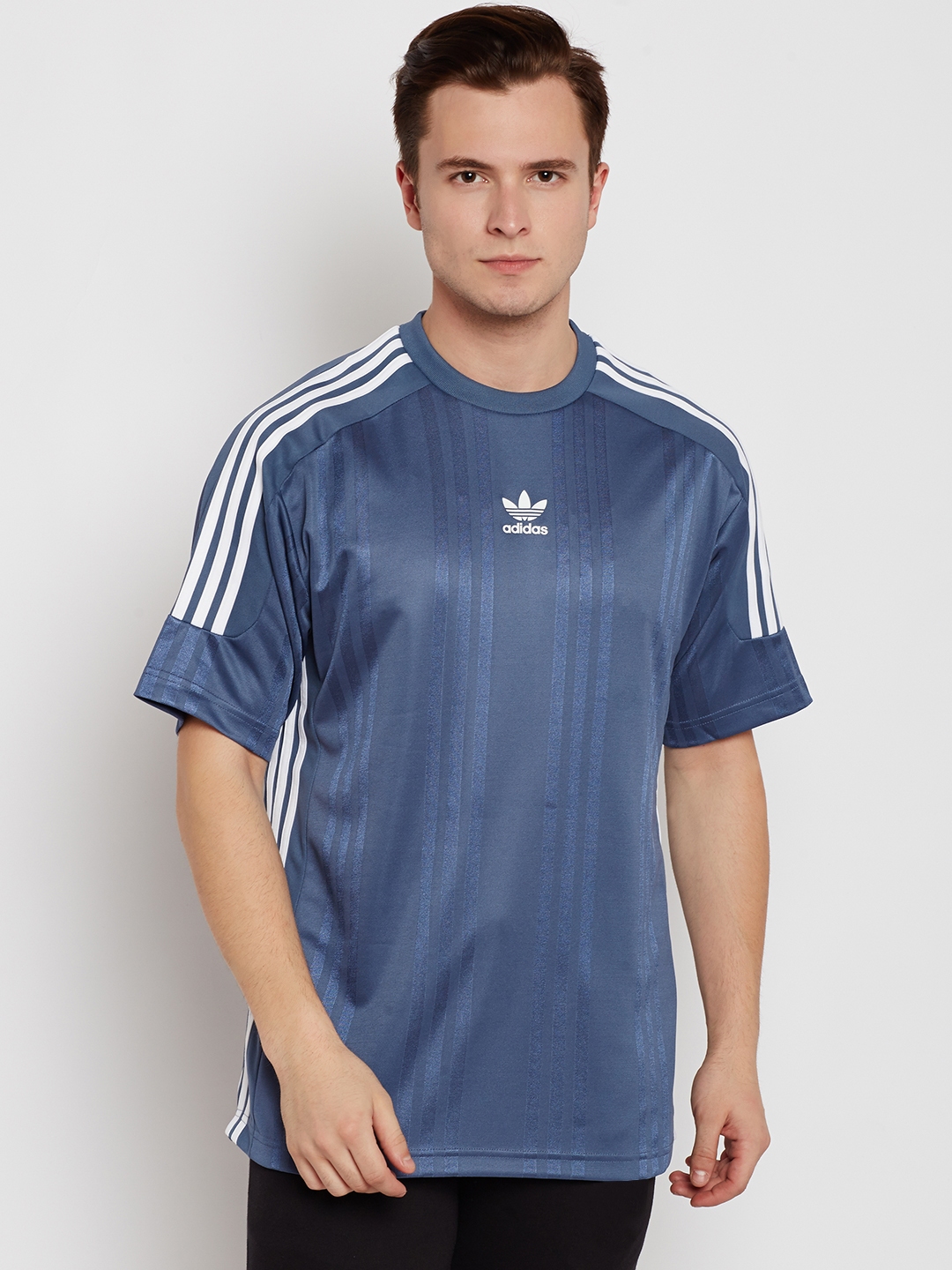 helt seriøst Planet Minimer Buy ADIDAS Originals Men Blue JAQ 3 Self Striped Round Neck Jersey T Shirt  - Tshirts for Men 2084095 | Myntra