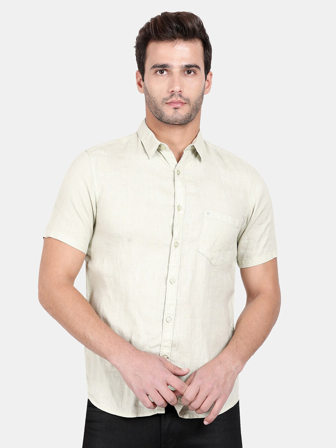 t-base Men Green Half Sleeve Cotton Casual Shirt