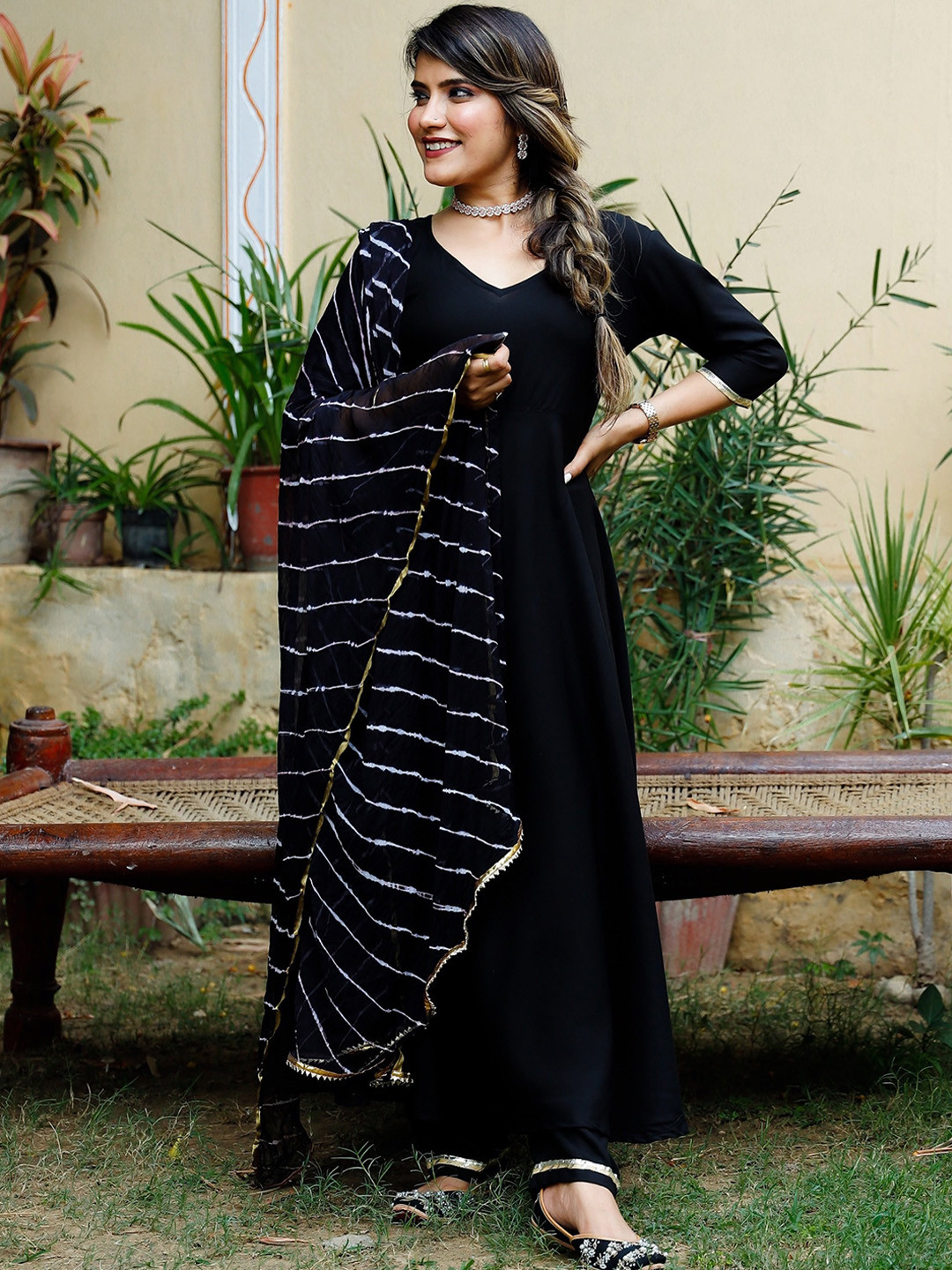 Thread & Button Women Black Kurta with Trousers & With Dupatta