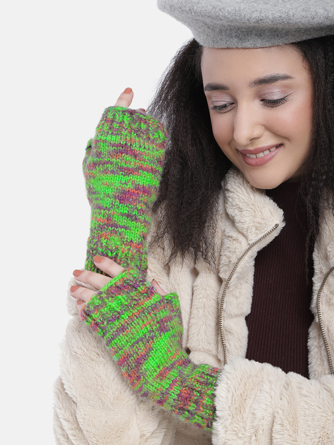 Magic Needles Unisex Green & Pink Woven Design Acrylic Gloves