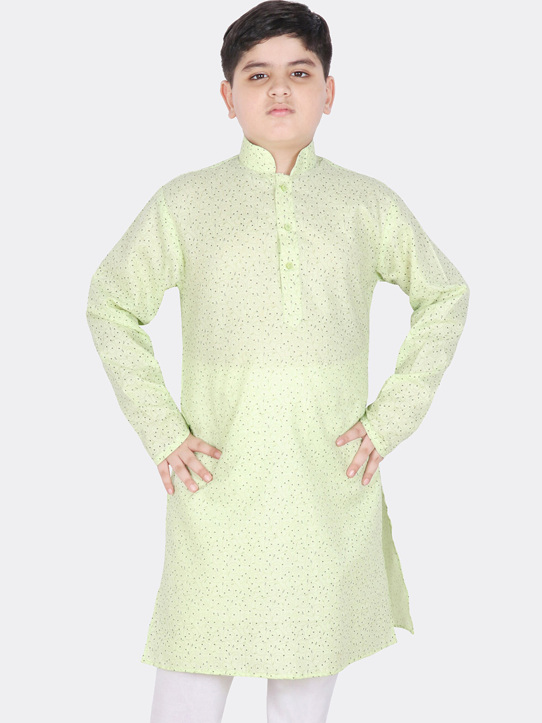 SG YUVRAJ Boys Mandarin Collar Woven Design Thread Work Side Slit Cotton Kurta