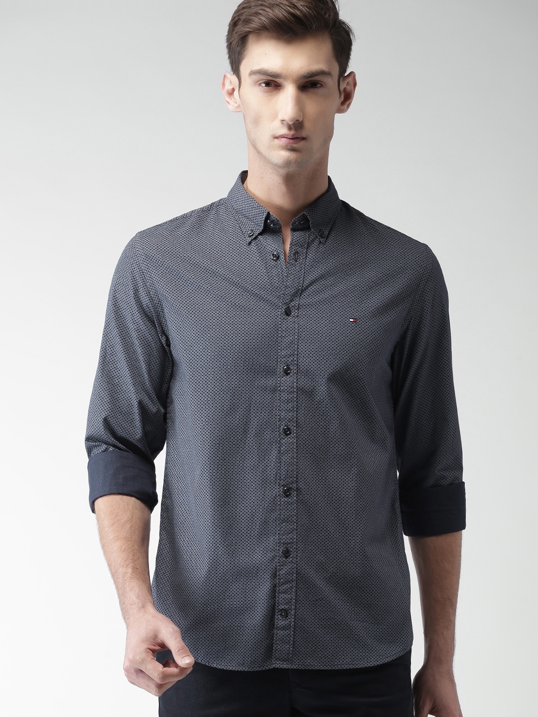 40% OFF on Tommy Hilfiger Blue Printed New York Fit Casual Shirt on Myntra