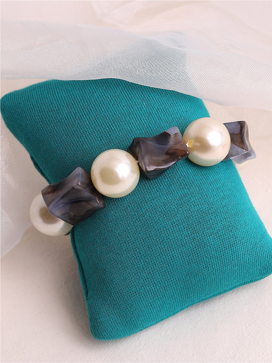 SOHI Women Black & White Stone Bangle-Style Bracelet