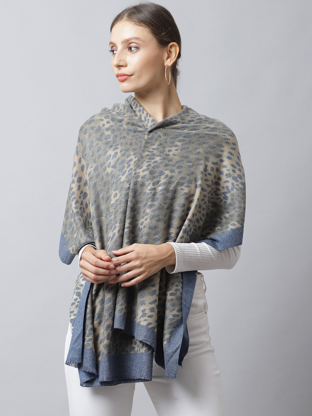 LOOM LEGACY Women Blue & Grey Printed Stole