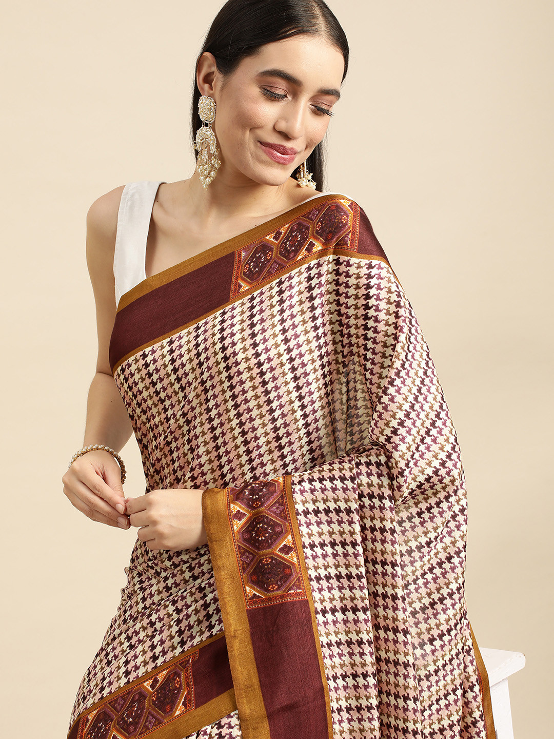 RACHNA Purple Printed Satin Saree