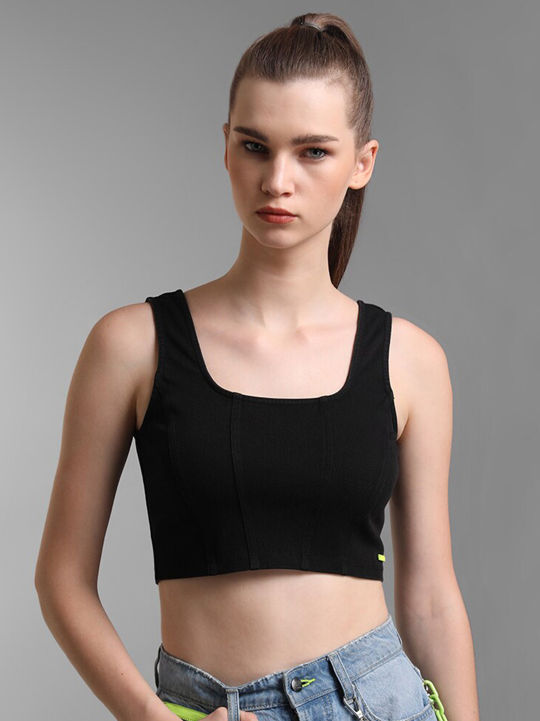 KZ07 By Kazo Woman Black Crop Top