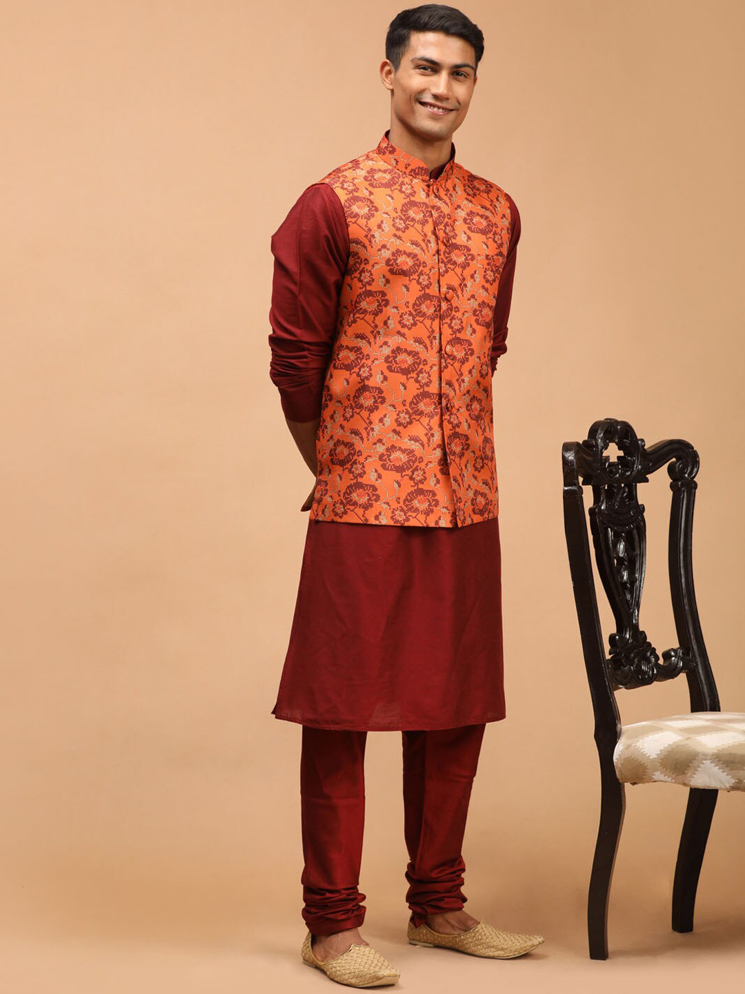 VASTRAMAY Men Maroon & Rust Kurta with Churidar & Printed Nehru Jacket