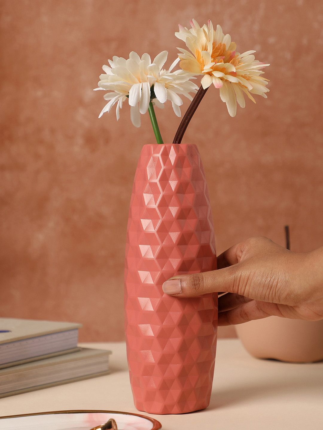 Bonhomie Pink Geometric-Textured Acrylic Flower Vase