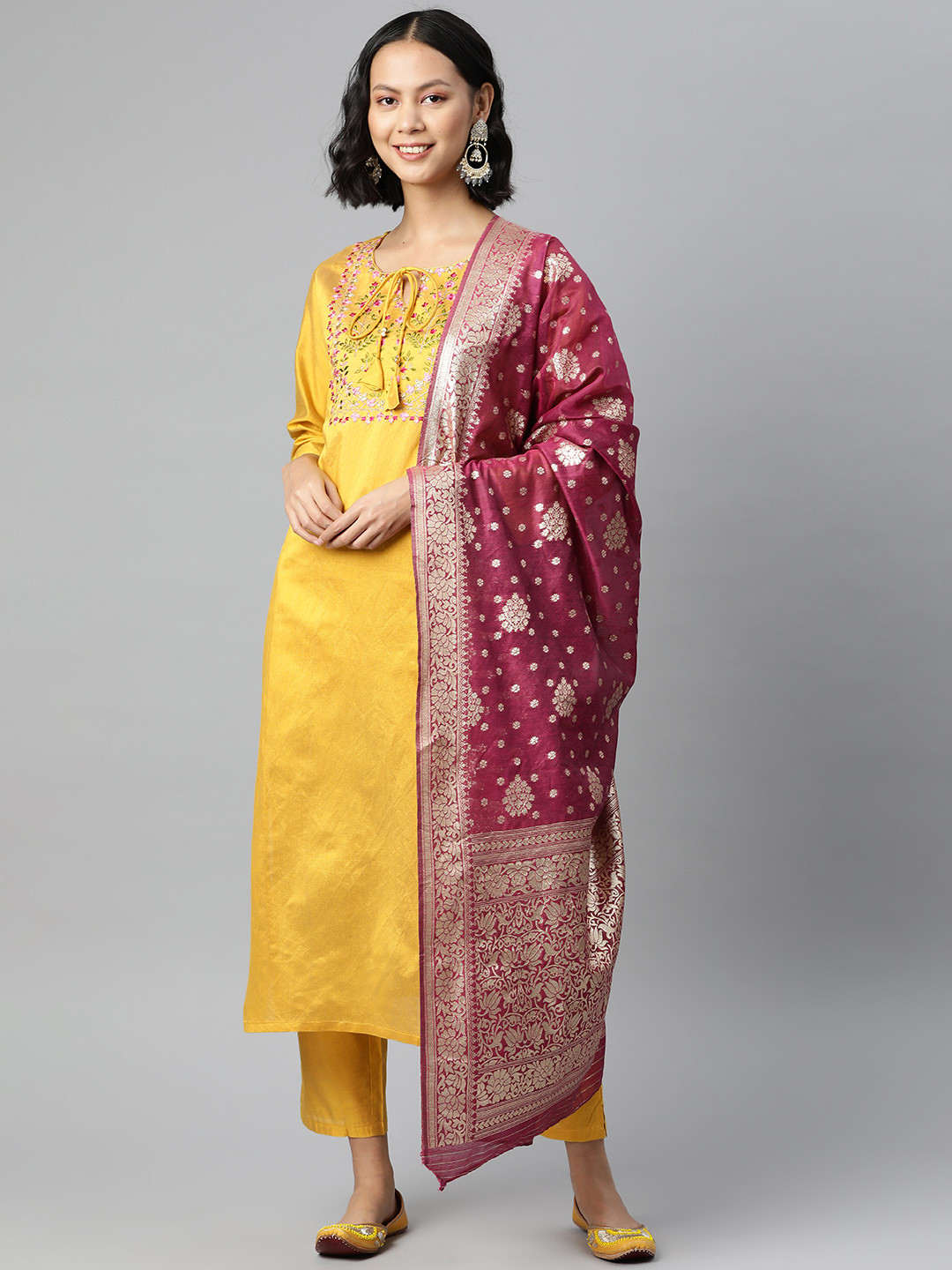 SERONA FABRICS Women Yellow Floral Embroidered Thread Work Kurta with Trousers & With Dupatta