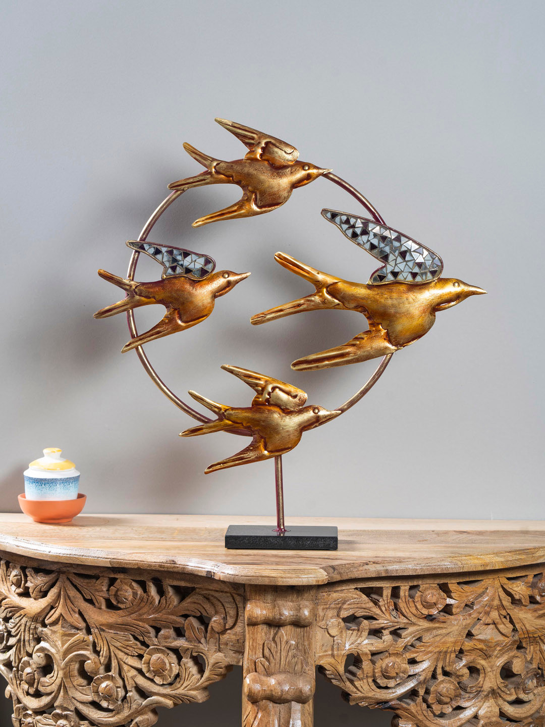 vedas F-Shine Flying Bird Metal Living Room Medium Showpiece - 20.9 Inches