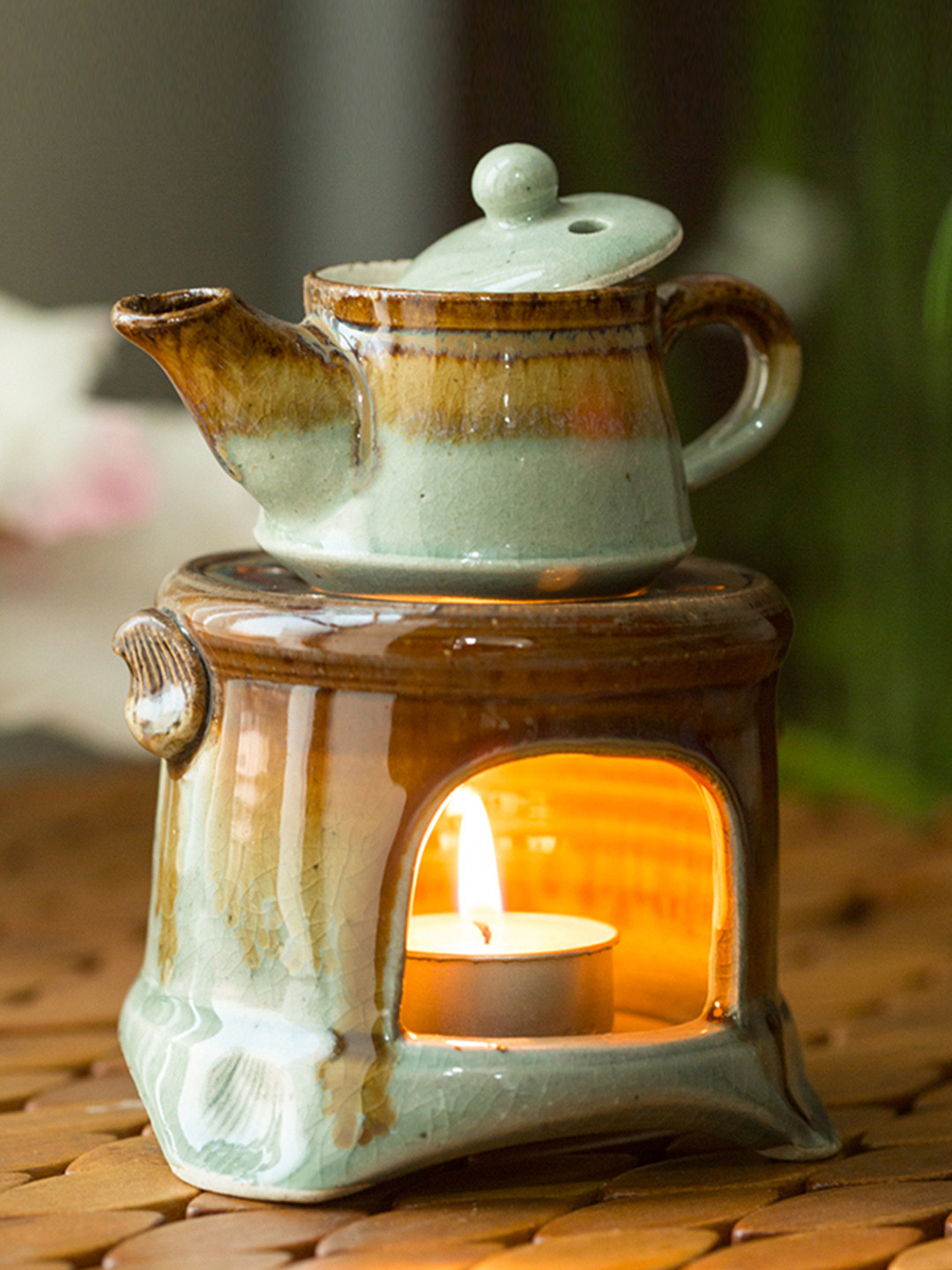 ExclusiveLane Brown & Green Handcrafted Ceramic Aroma Oil Diffuser