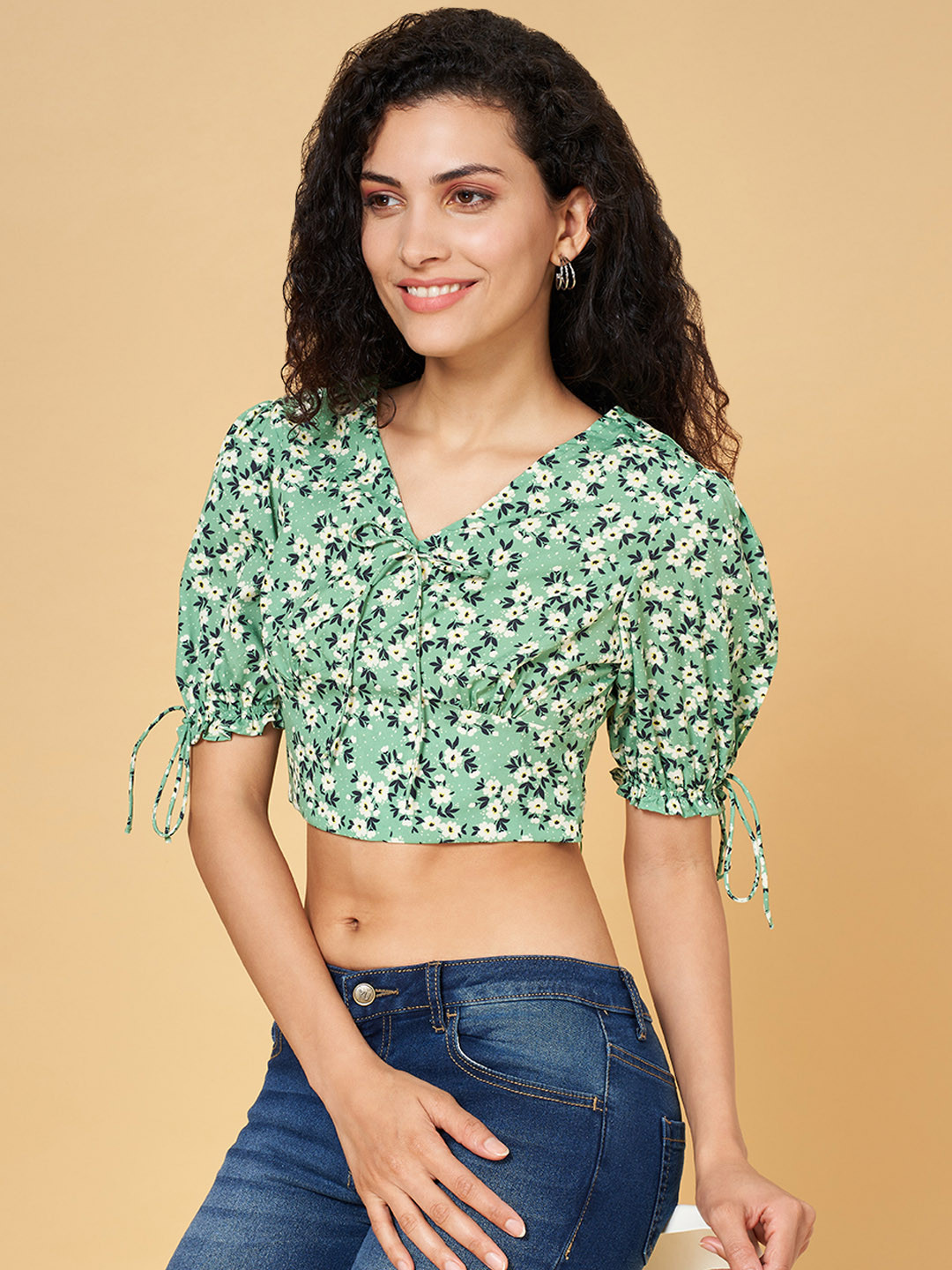 YU by Pantaloons Green & Off White Floral Print Crop Top