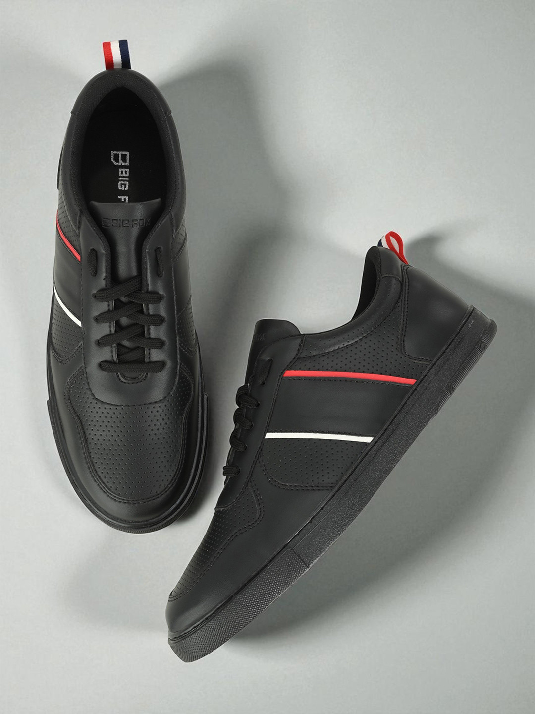 Big Fox Men Black Woven Design Sneakers