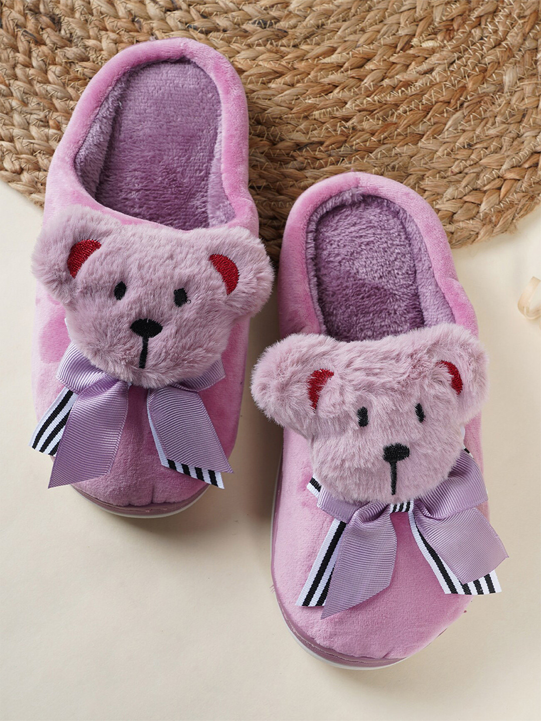 SAPATOS Women Purple & Red Bedroom Slippers