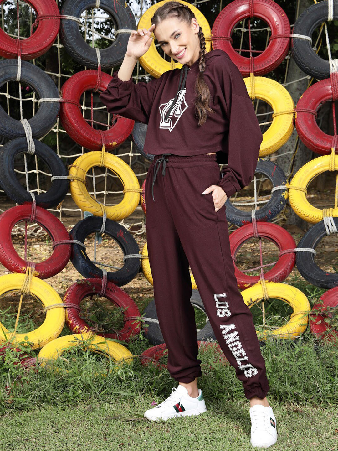 Sera Women Burgundy Printed Sweatshirt & Jogger Hood Co-ords