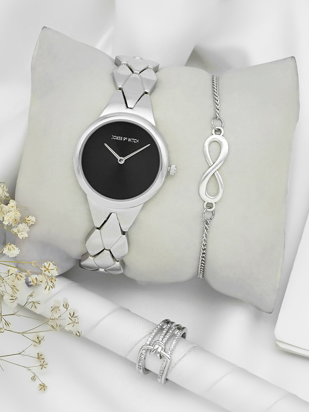 JOKER & WITCH Women Silver Toned Stainless Steel Analogue Watch With Bracelet & Ring