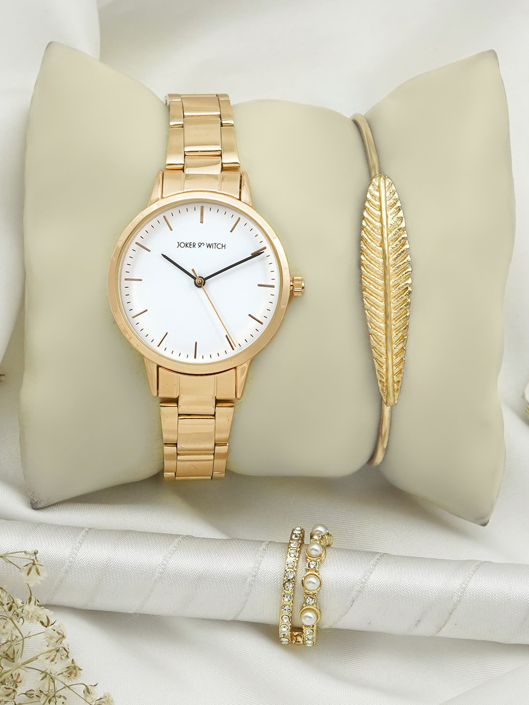 JOKER & WITCH Women Gold Toned & White Analogue Watch With Bracelet And Ring Gift Set