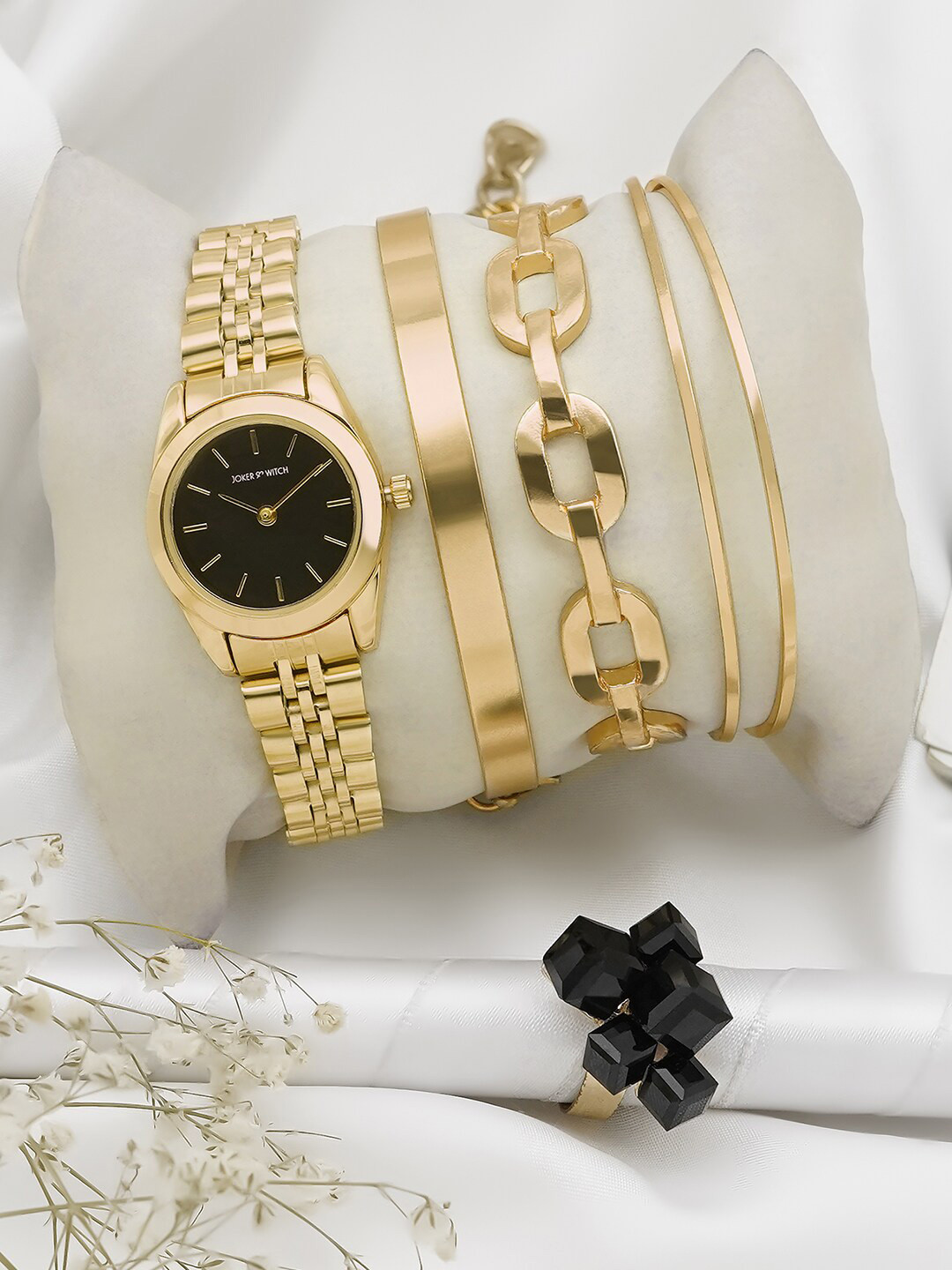 JOKER & WITCH Women Gold Toned & Black Analogue Watch With Bracelet And Ring Gift Set