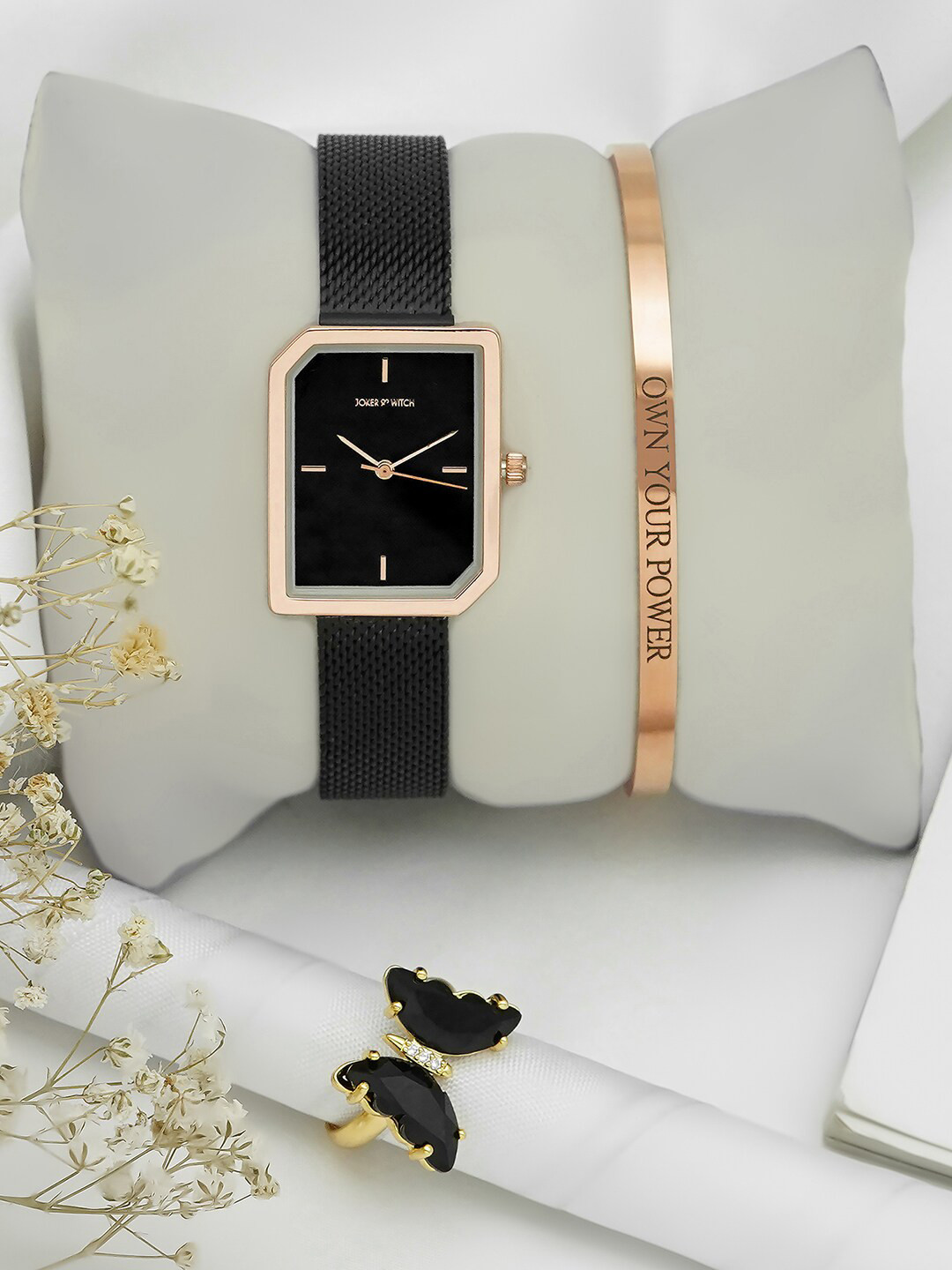 JOKER & WITCH Women Rose Gold Toned & Black Analogue Watch With Bracelet And Ring Gift Set