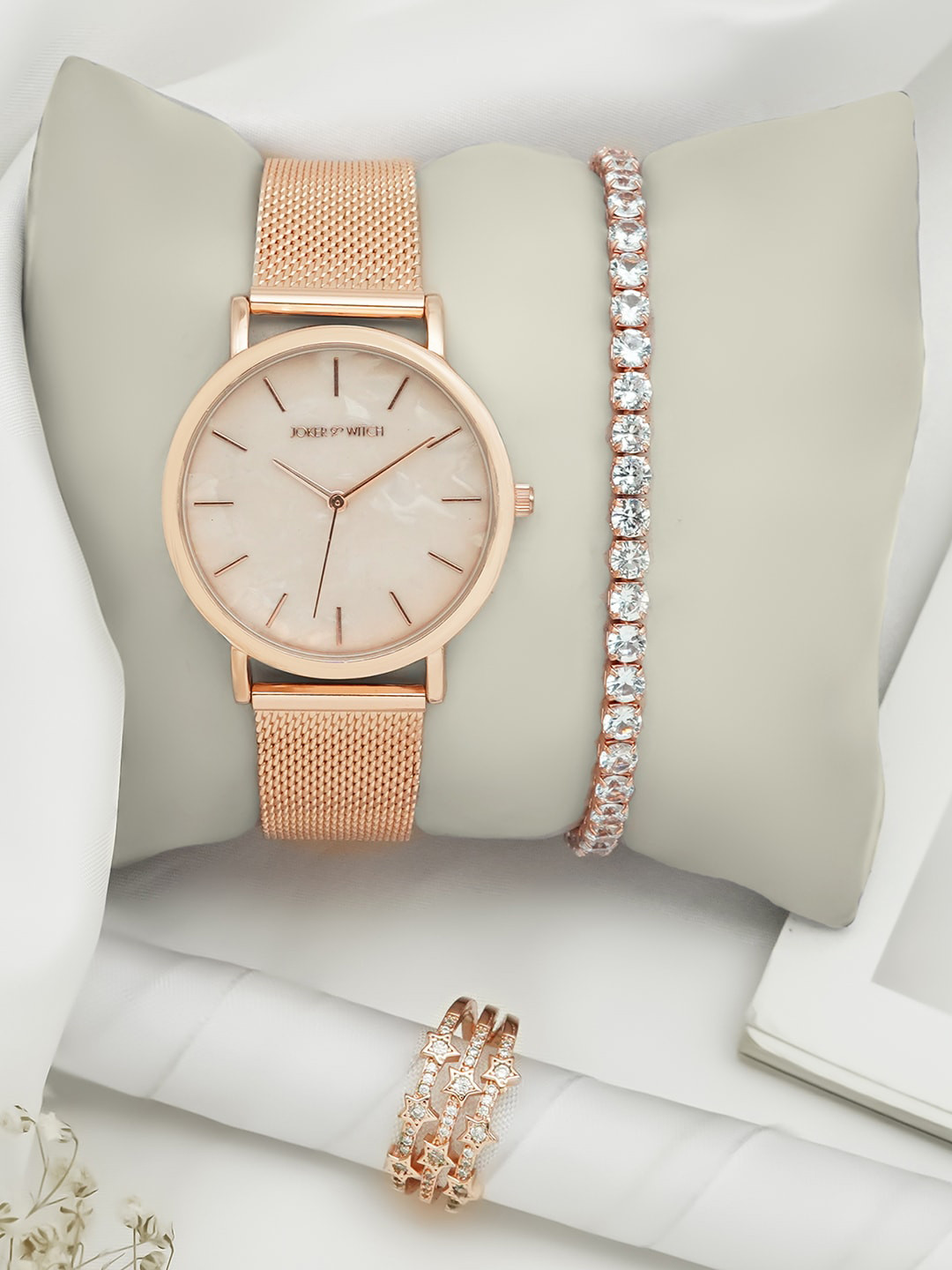 JOKER & WITCH Women Cream Dial & Rose Gold Toned Watch With Bracelet & Ring- JWLT717