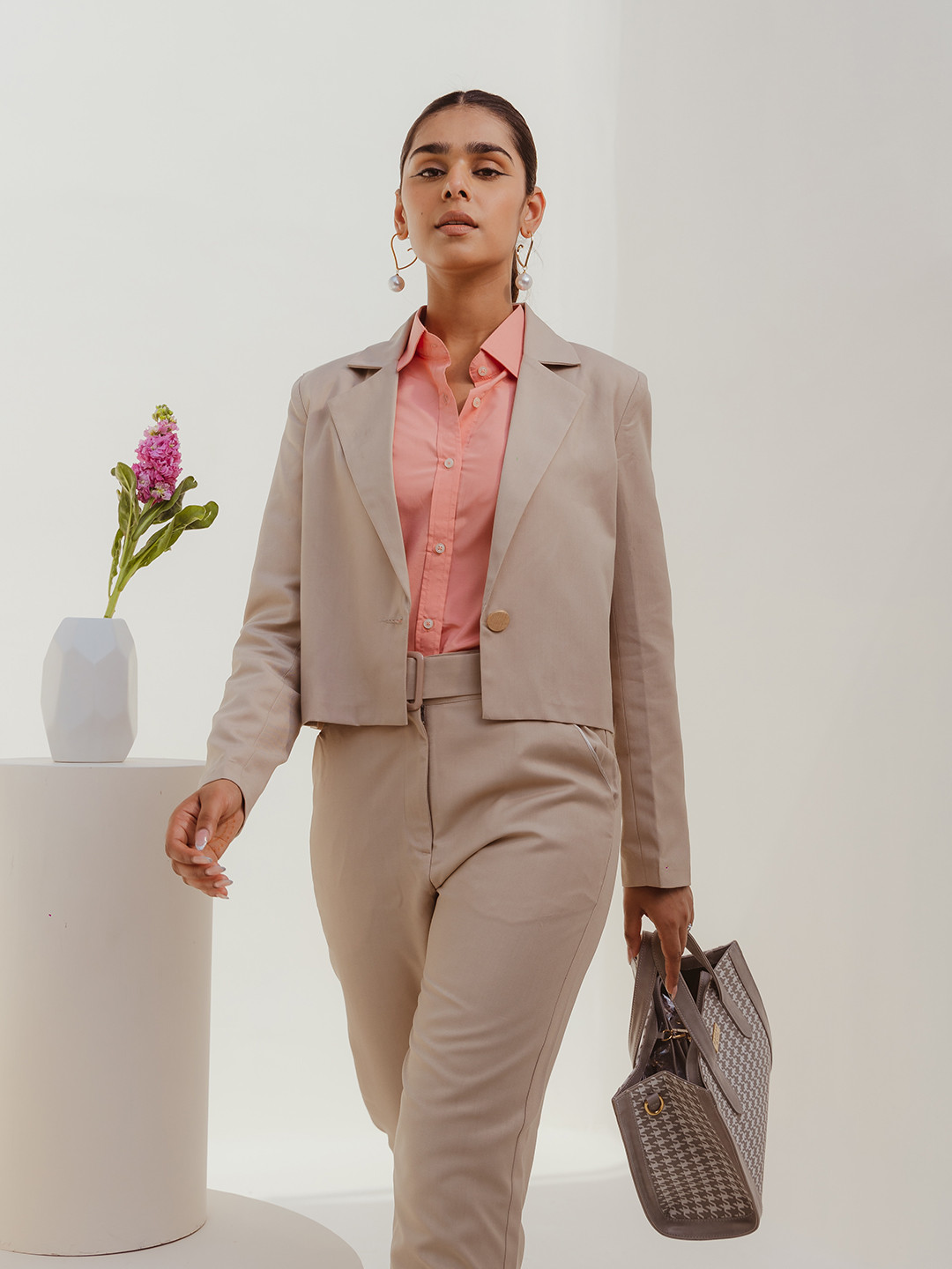 Dlanxa Women Beige Single-Breasted Crop Blazer