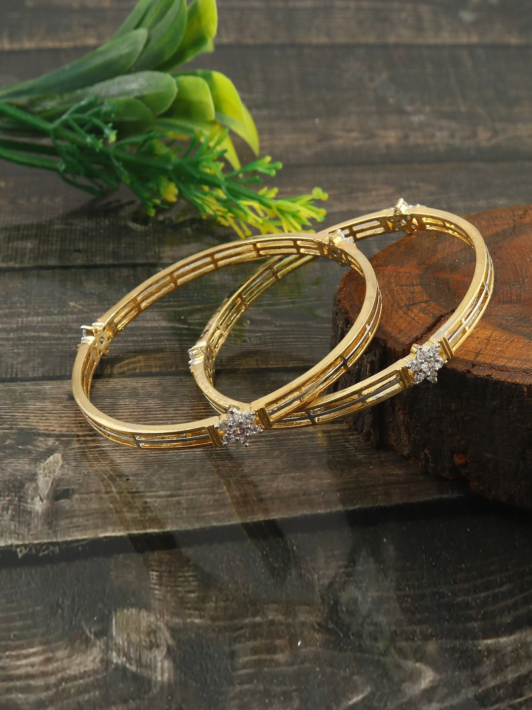 Jewar Mandi Set Of 2 Gold-Plated & Silver-Plated White Stone-Studded Bangles