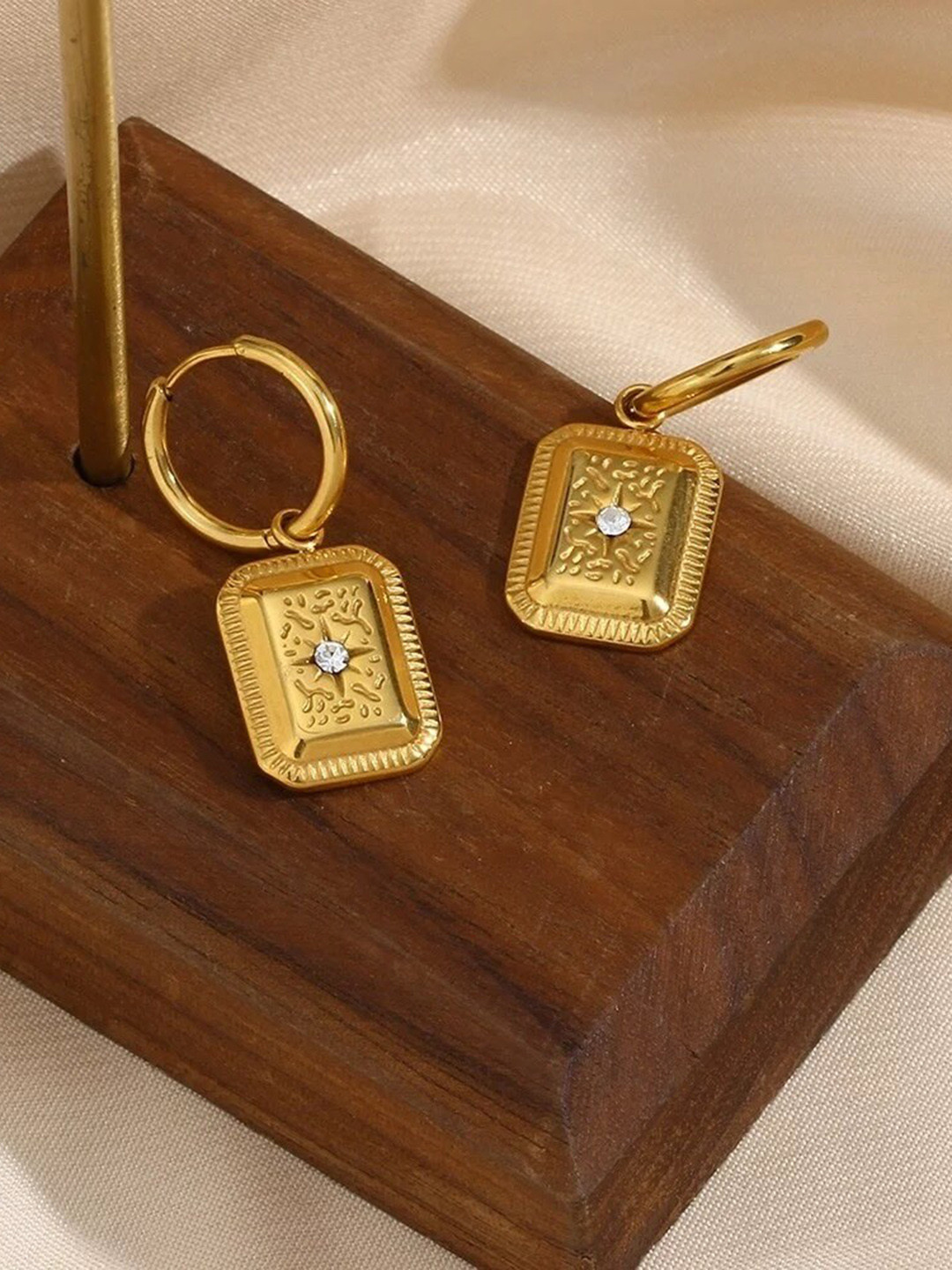 Inaya Gold-Toned 18 kt Stainless Steel Contemporary Western Style  Drop Earrings
