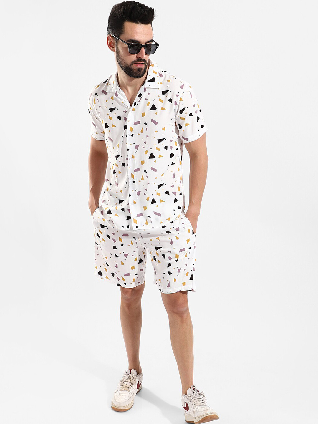 CAHOOT Men White & Purple Printed Co-Ords