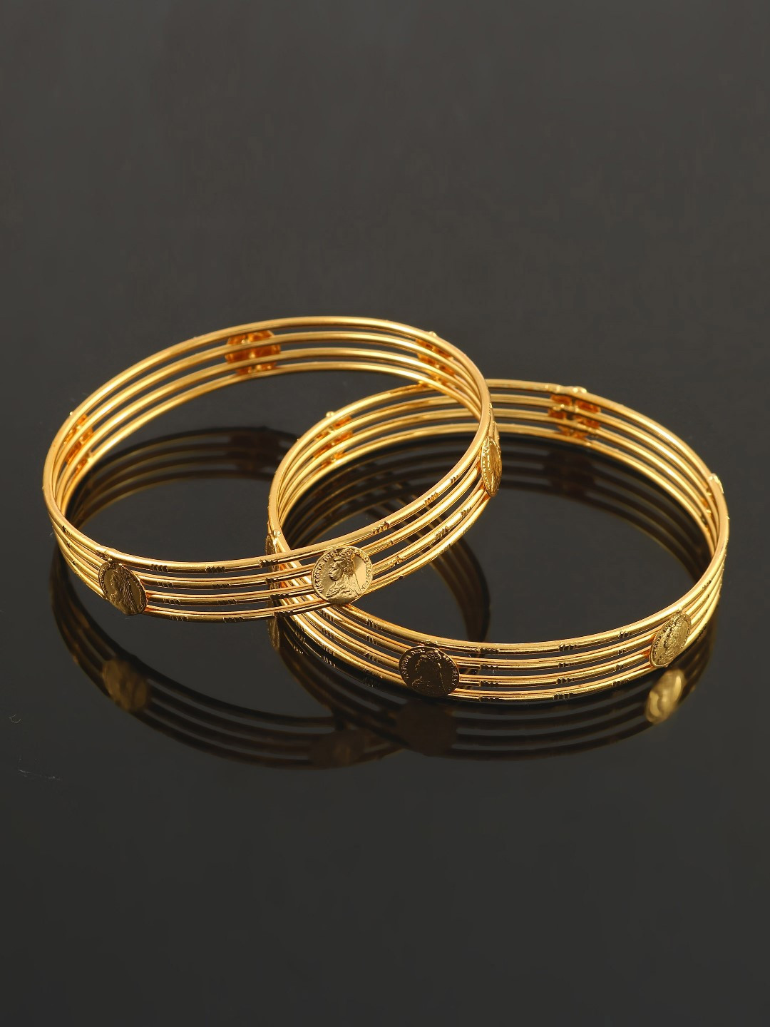 Jewar Mandi Set Of 2 Gold-Plated Designed Bangles