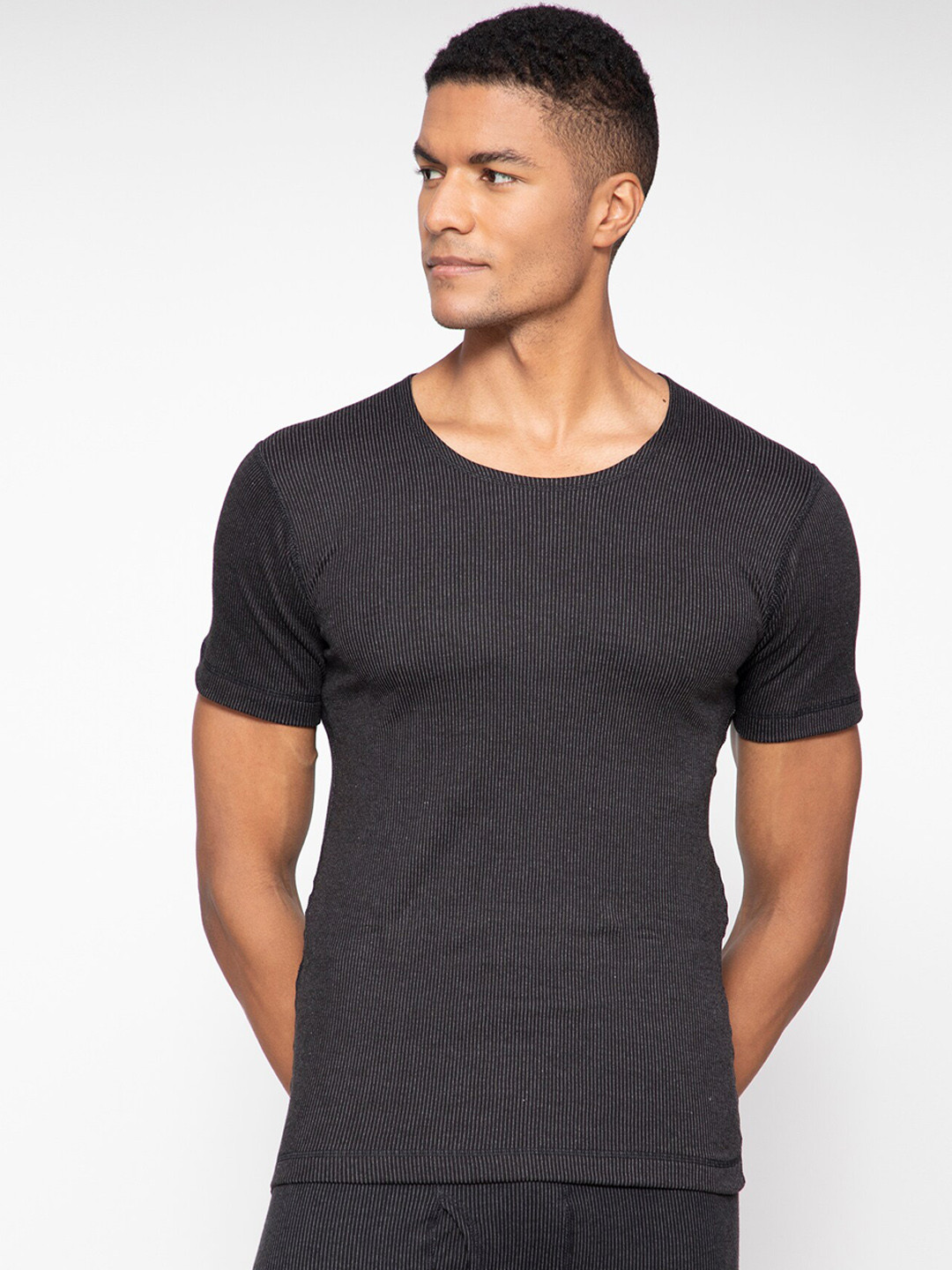 SPORTO Ultima Men Black Thermal Tops