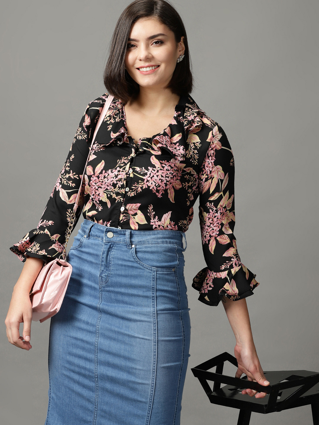 SHOWOFFFF Black & Pink Floral Print Ruffles Georgette Top