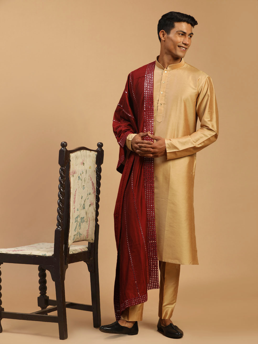 VASTRAMAY Men Rose Gold Mirror Work Kurta with Pyjamas & With Dupatta