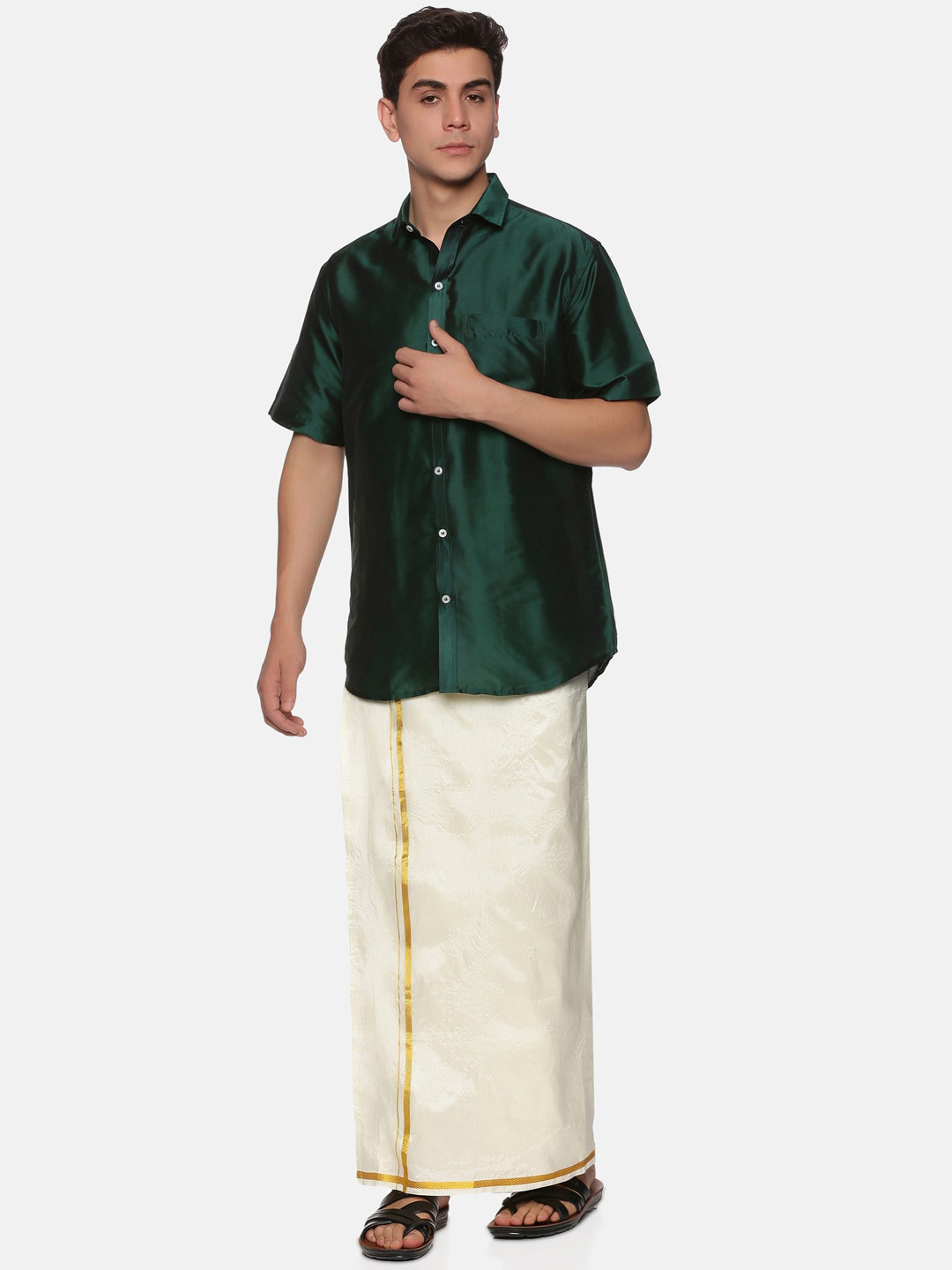 Sethukrishna Men Green & Off White Clothing Set
