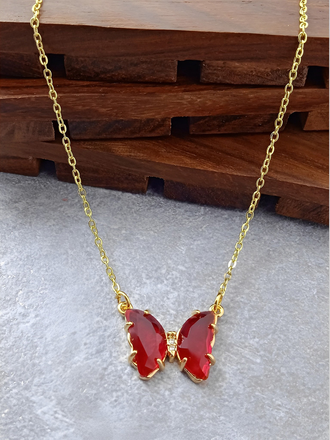 Pinapes Unisex Gold-Plated & Red Gold-Plated Necklace