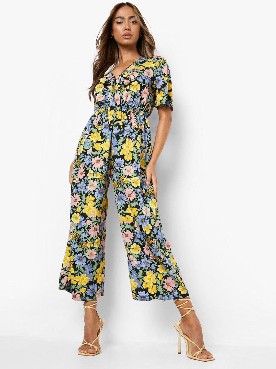 Boohoo Black & Yellow Floral Printed Tie-Up Neck Culotte Jumpsuit