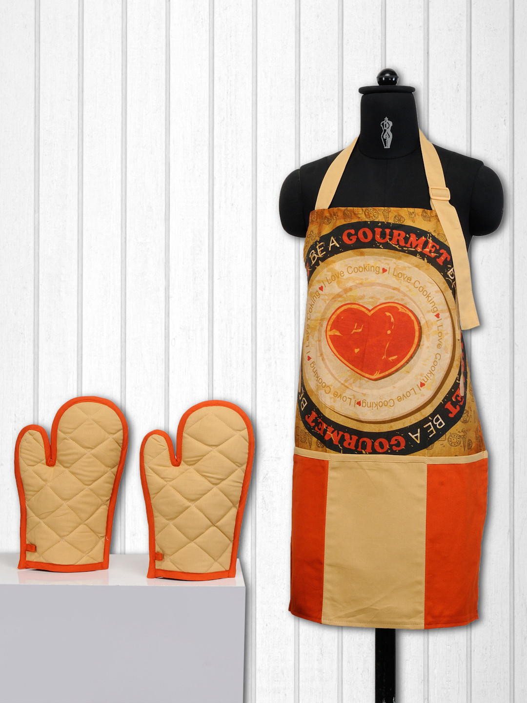 SWAYAM Beige & Orange Cotton Kitchen Linen Set