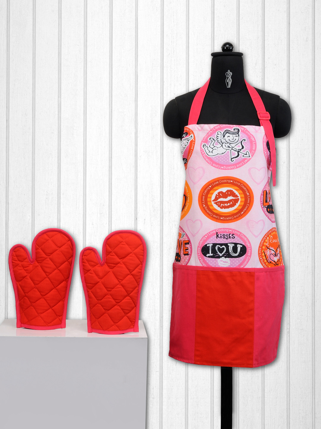 SWAYAM Orange and Pink Printed Kitchen Linen Set