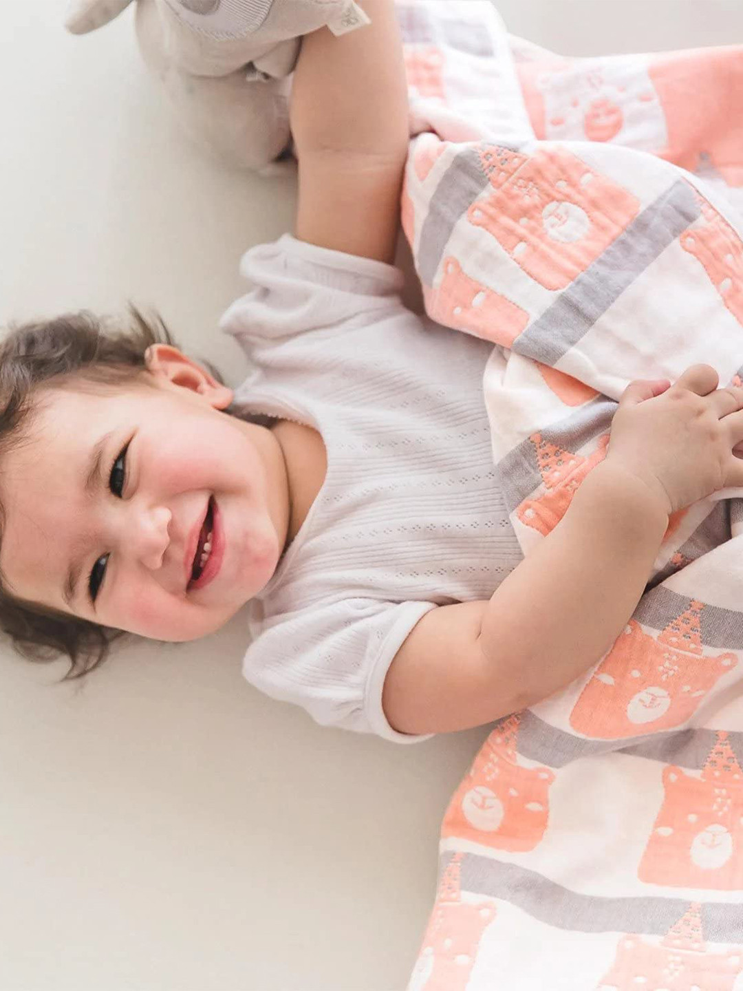 TIDY SLEEP Pink & White Geometric Mild Winter 210 GSM Cotton Single Bed Dohar