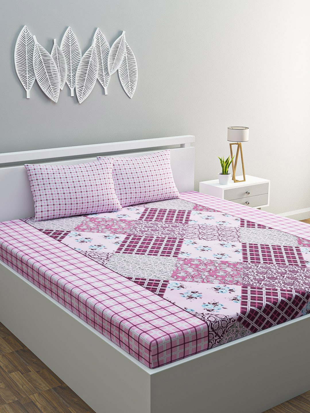 BLUSH Pink & White Floral 120 TC Queen Bedsheet with 2 Pillow Covers